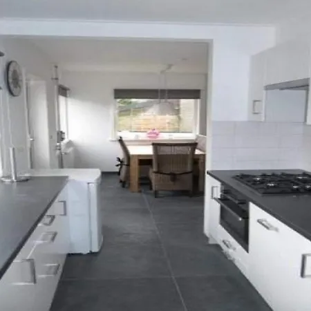 In With Garden Holiday home