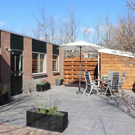 In With Garden Holiday home *